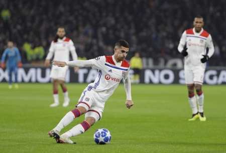 而巨星的标 而巨星的标